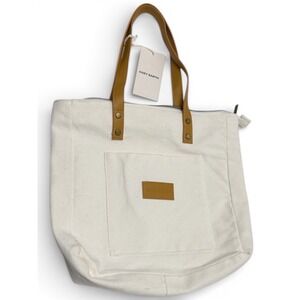 NWT Cozy Earth Zippered Canvas Tote Reusable Bag